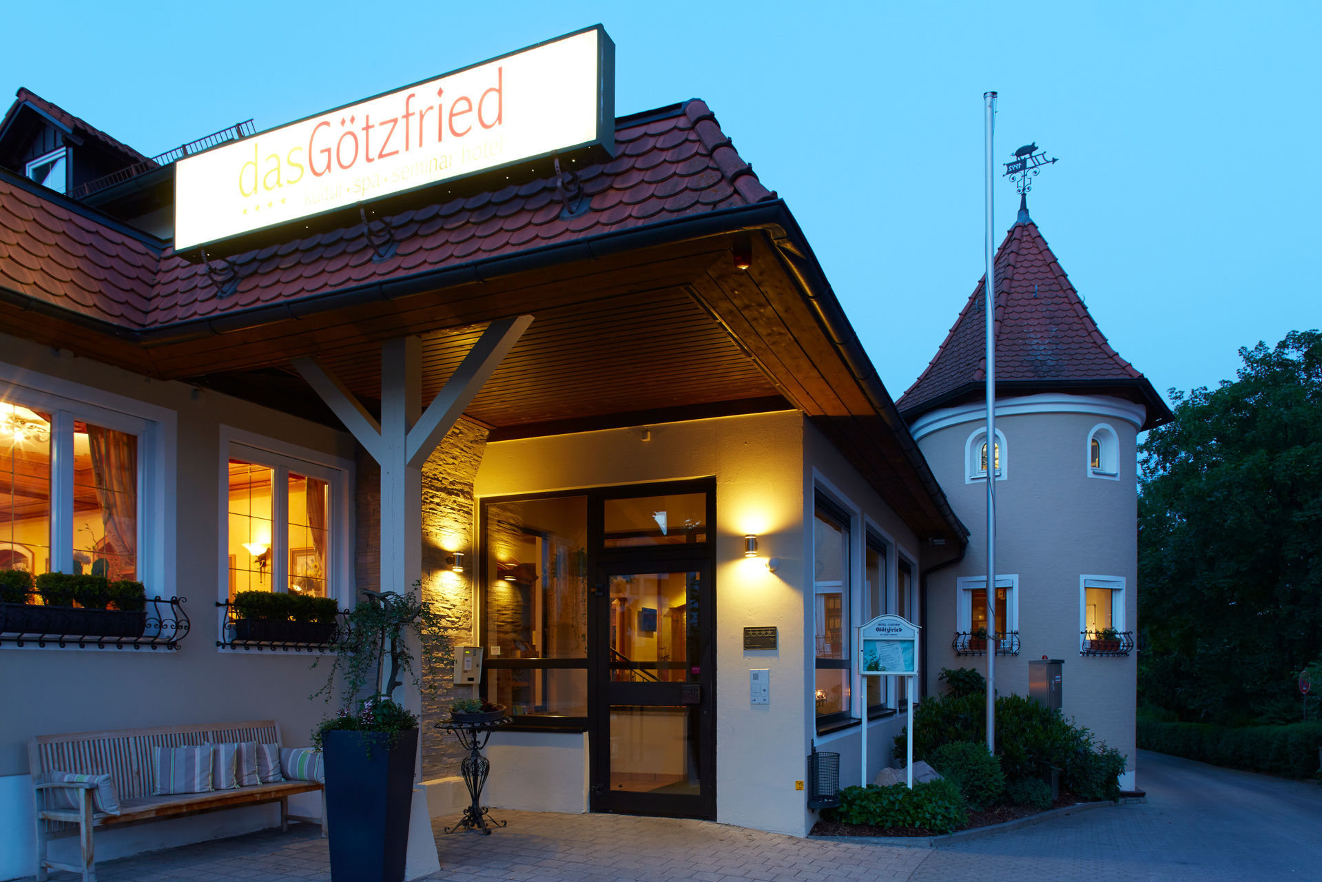 https://www.hotel-goetzfried.de/de/photos/crop__202311_t1__1920.jpg
